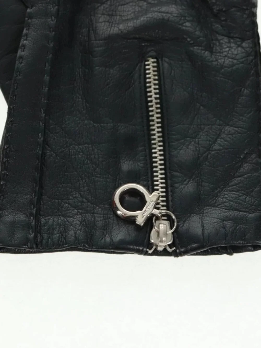 Salvatore Ferragamo Gancini Gloves Leather Black Auth 165653M